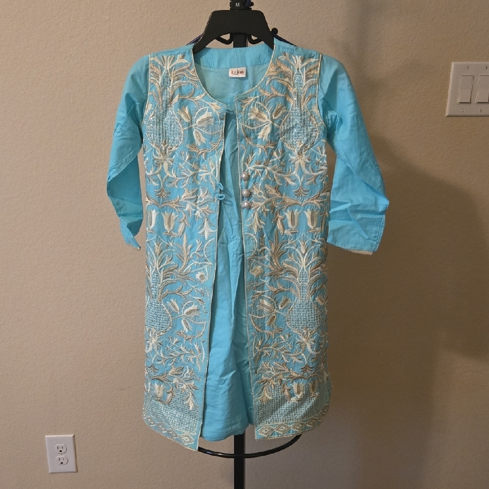 Formal Blue Dress with Intricate Embroidery